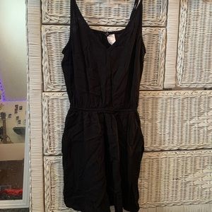 H&M black romper v neck WITH POCKETS - 2